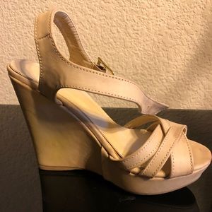Tan wedge